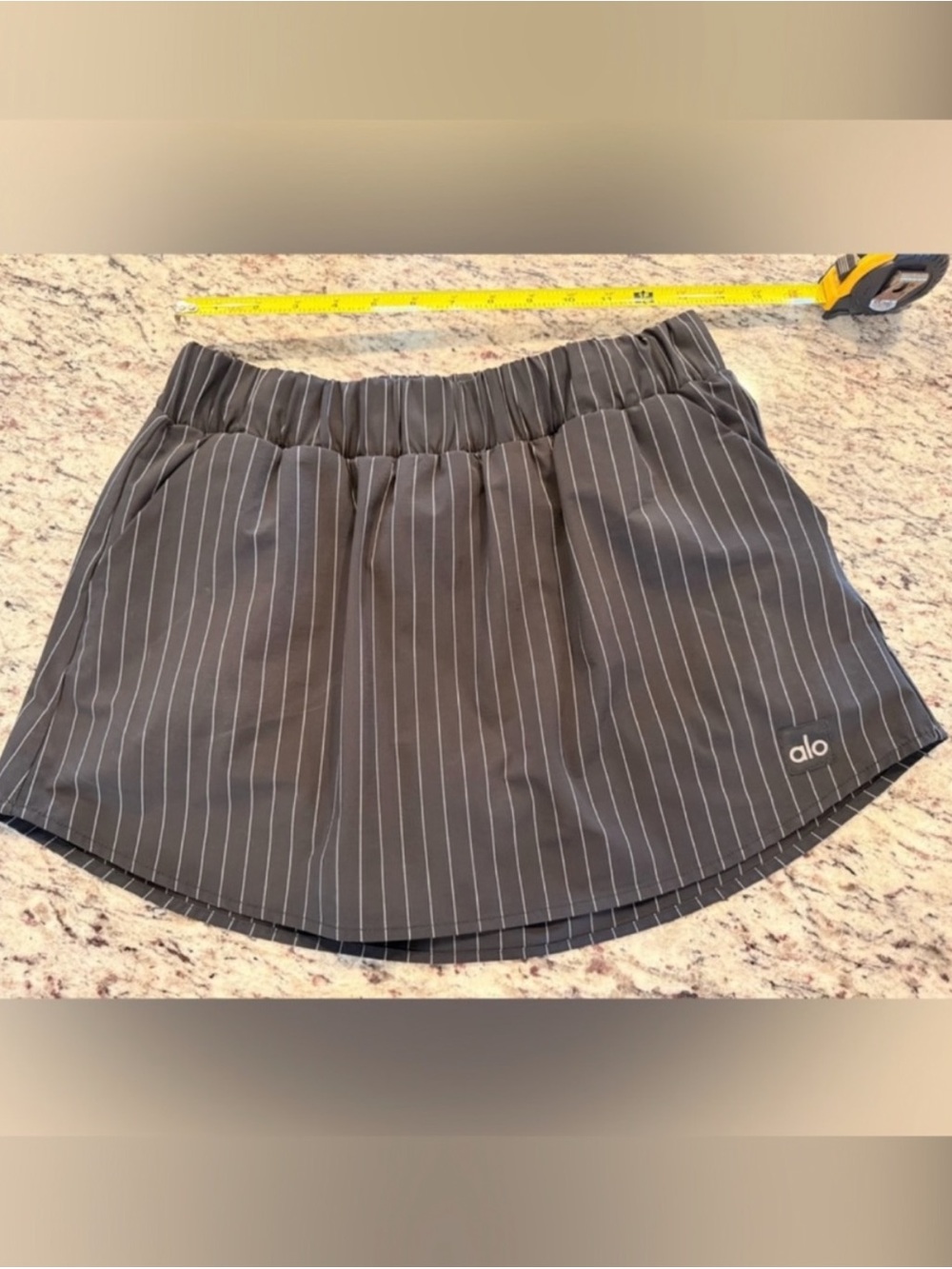 ✨RARE✨ Alo Yoga Pinstripe Mini Skirt - Picture 5 of 5